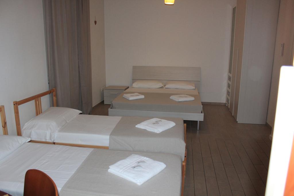 Serenity House Hotel Флоренция Екстериор снимка